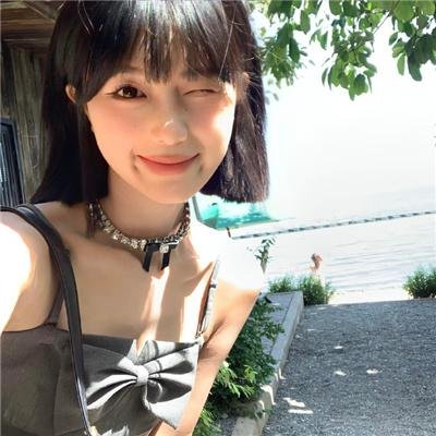 银发的阿基多